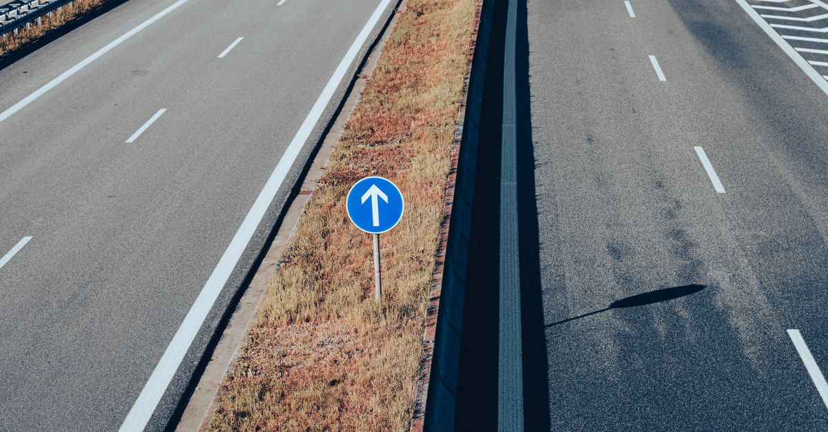 Que dit la loi sur la remonter de file en scooter 125 selon le code de la route 1 découvrez la technologie de filtrage de voie pour améliorer la sécurité et la fluidité du trafic routier grâce à une gestion intelligente des véhicules.