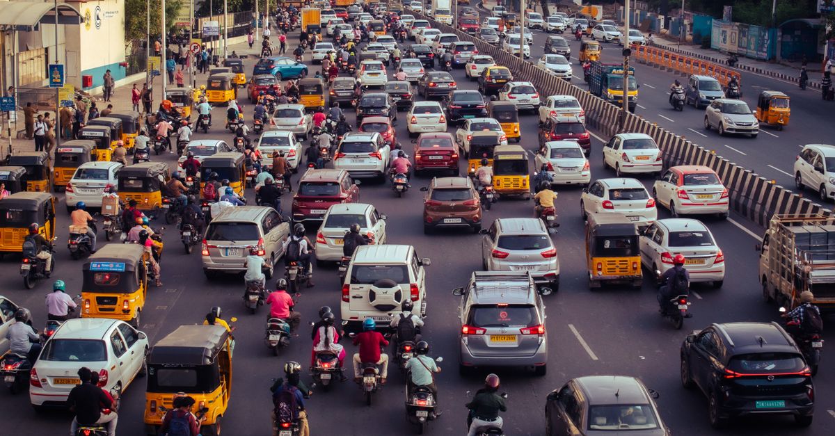 Principales causes d'accident de la route chez les jeunes et comment les éviter 1 découvrez les principales causes des accidents de la route et apprenez les meilleures pratiques pour les prévenir efficacement, assurant ainsi votre sécurité et celle des autres usagers.