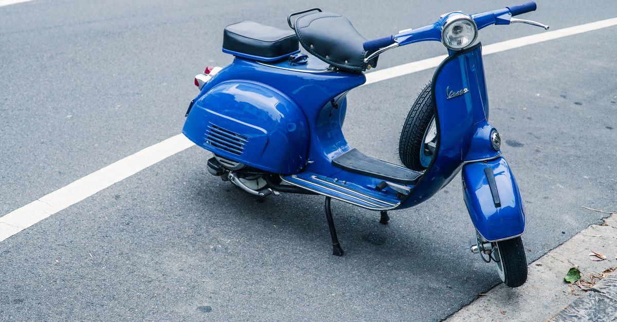 Comprendre le bridage des moteurs de scooter et ses impacts 1 découvrez comment fonctionne la restriction de moteur pour scooter, ses avantages et comment l'installer pour respecter la législation en vigueur.